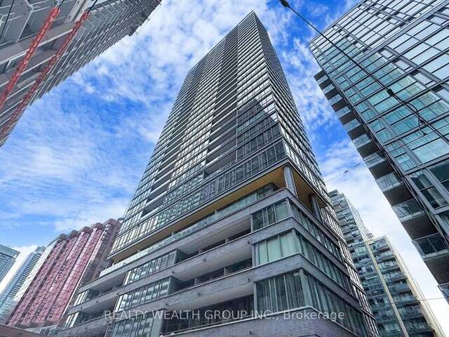 2709 - 8 CHARLOTTE STREET Toronto Ontario, M5V 0K4