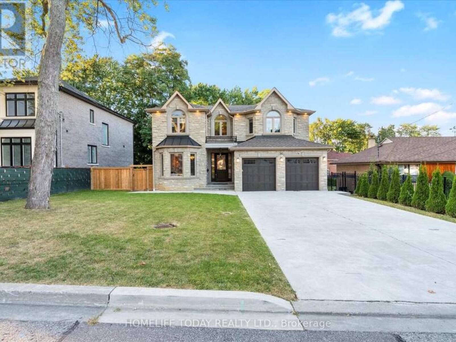 20 CHATTERTON BOULEVARD, Toronto, Ontario M1M 2G2