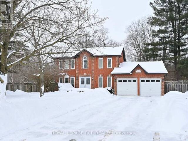 64 EDENBRIDGE DRIVE Angus Ontario, L0M 1B3