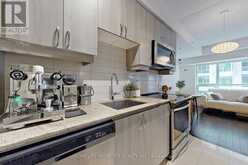 211NE - 9205 YONGE STREET | Richmond Hill Ontario | Slide Image Nine