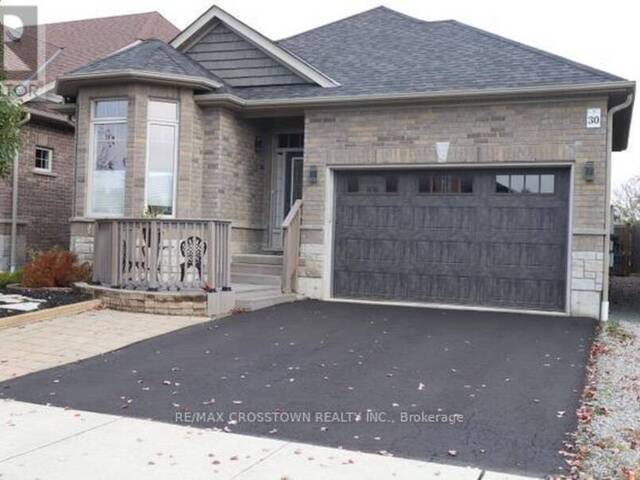 30 GWENDOLYN STREET Barrie Ontario, L4N 6Z3