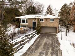 74 OLD KING ROAD Caledon Ontario, L7E 3J5