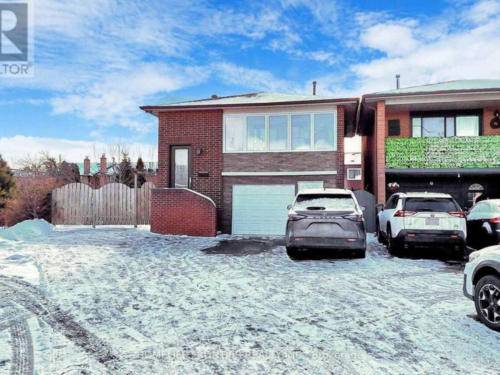 49 SPYGLAS HILL ROAD, Vaughan, Ontario L4K 2K6