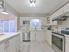 776 DANFORTH ROAD Toronto Ontario, M1K 1G8