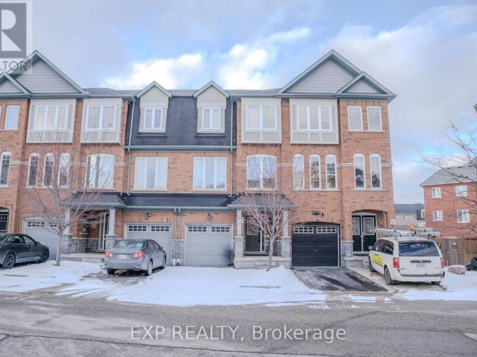 34 MAGDALENE CRESCENT, Brampton, Ontario L6Z 0G8