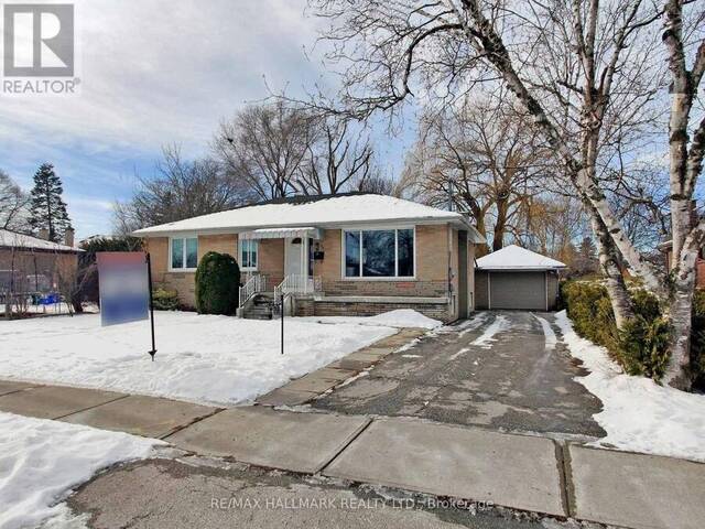 216 NORFOLK AVENUE Richmond Hill Ontario, L4C 2C9