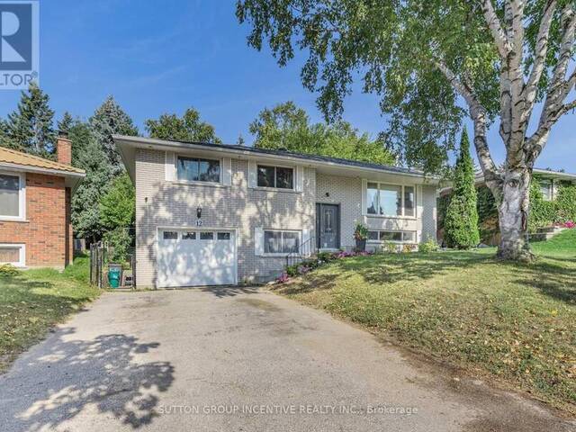 12 ROSLYN ROAD Barrie Ontario, L4M 2X6