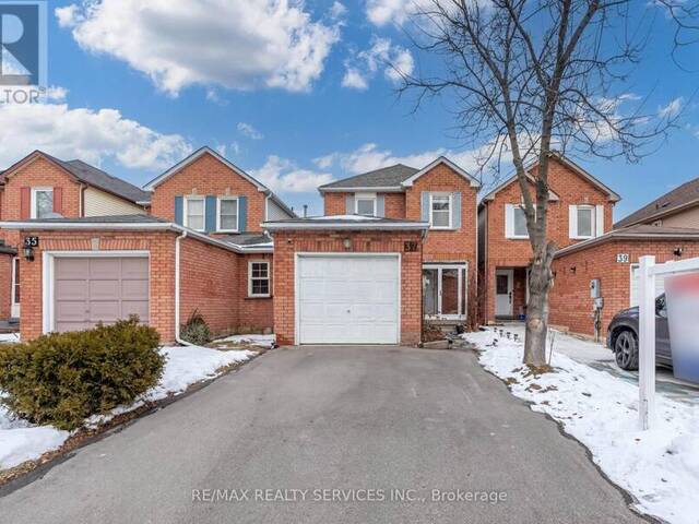 37 SOLWAY AVENUE Brampton Ontario, L6Z 4E4 - 4 Bedrooms Home For Sale