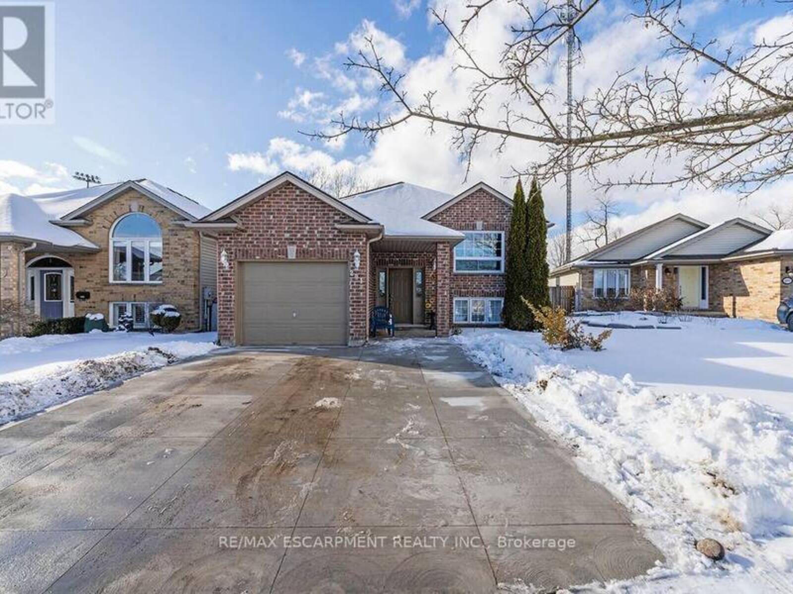 291 ST LAWRENCE DRIVE, Welland, Ontario L2C 7H7