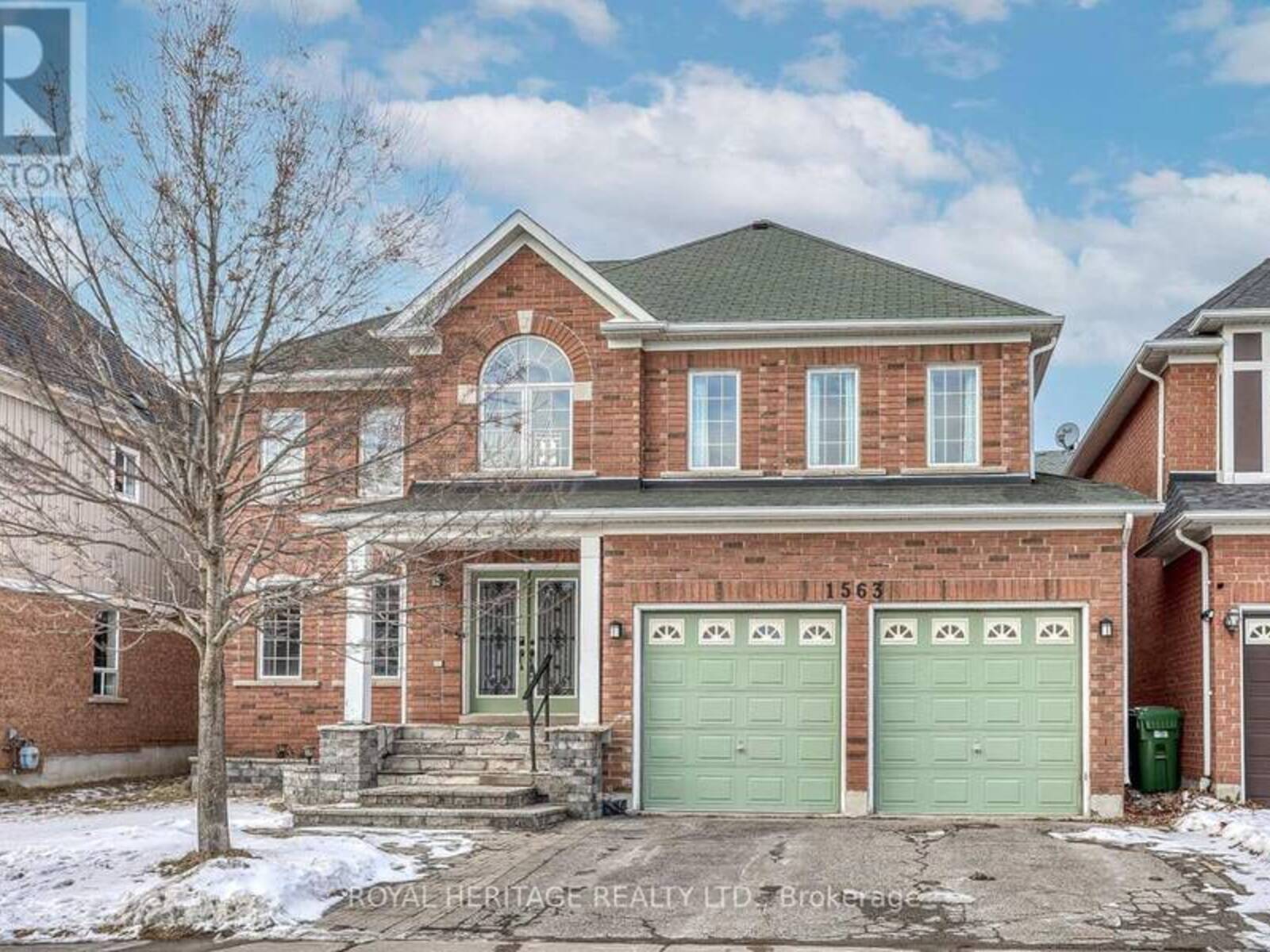 1563 SPENCELY DRIVE, Oshawa, Ontario L1K 0A7