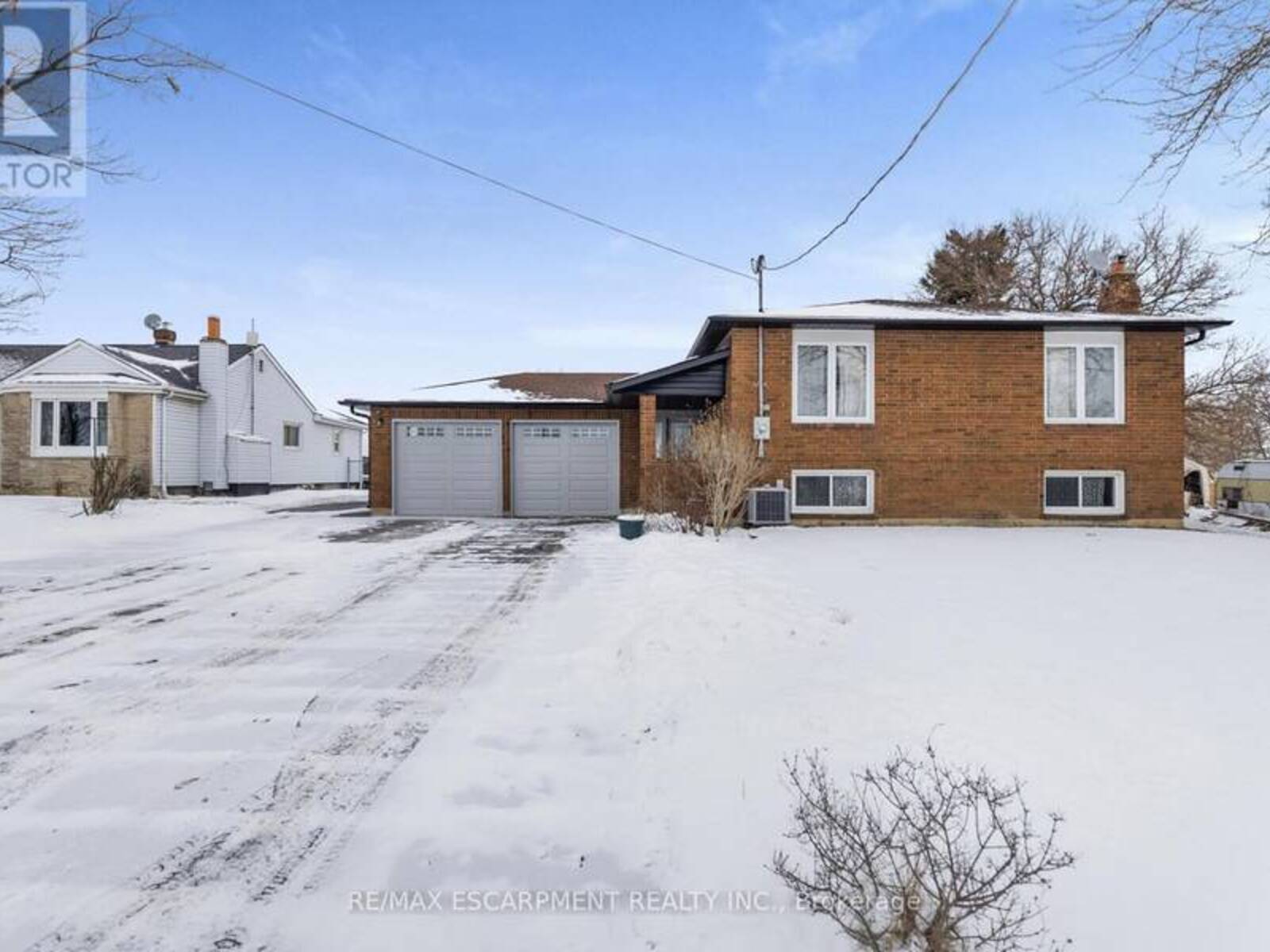 739 MUD STREET, Hamilton, Ontario L8J 3B8