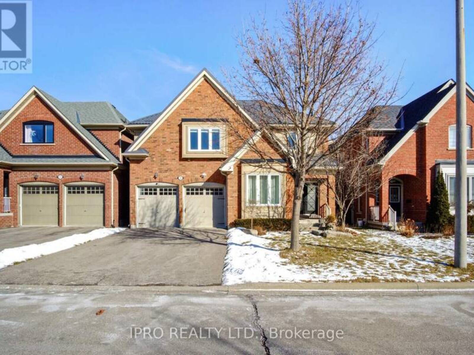 31 CALLISTO COURT, Mississauga, Ontario L5M 0A1