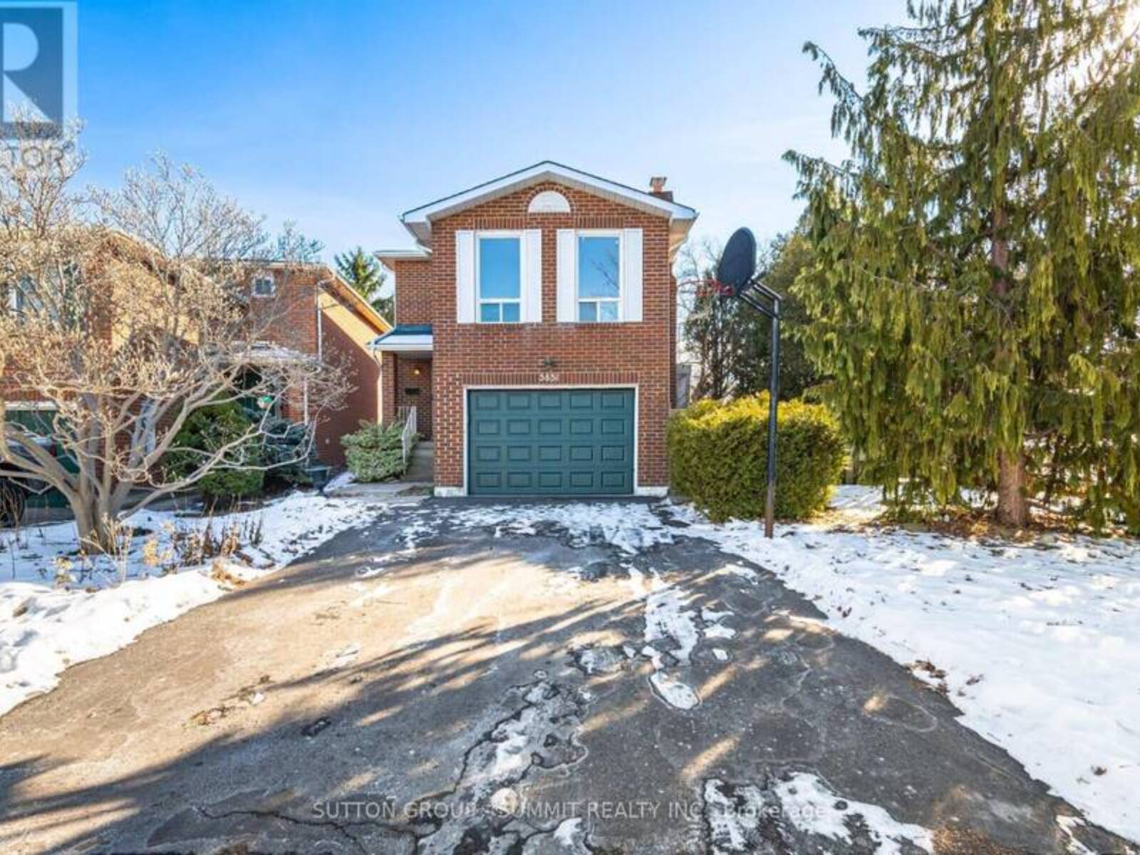 5851 RAYSHAW CRESCENT, Mississauga, Ontario L5M 2P1