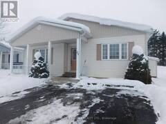 22 TRELLIS LANE Innisfil Ontario, L9S 1N3