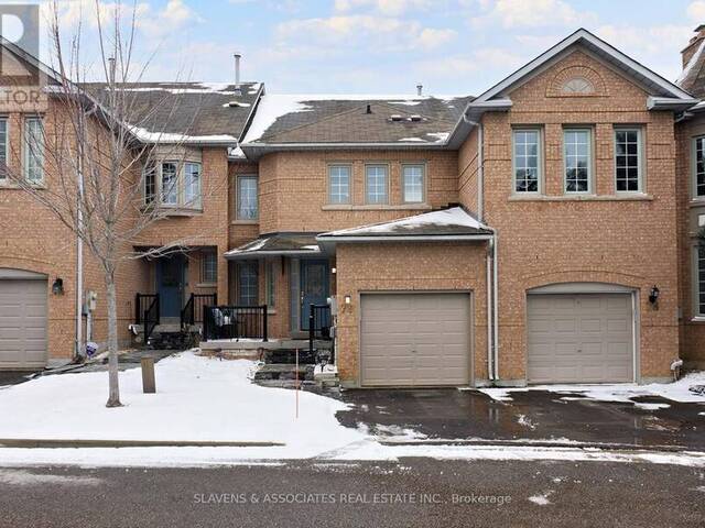 18 - 76 ALAMEDA CIRCLE Vaughan Ontario, L4J 8A6