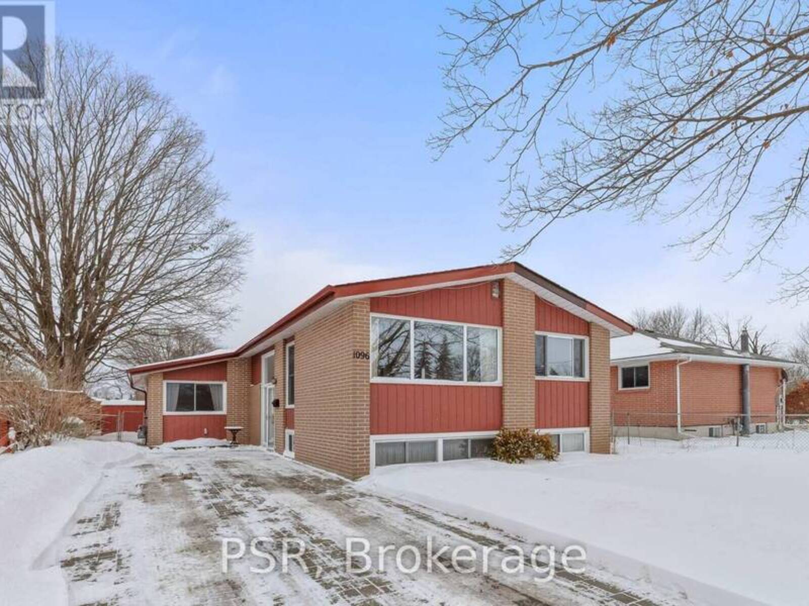 1096 ROYAL DRIVE, Peterborough, Ontario K9H 6P8