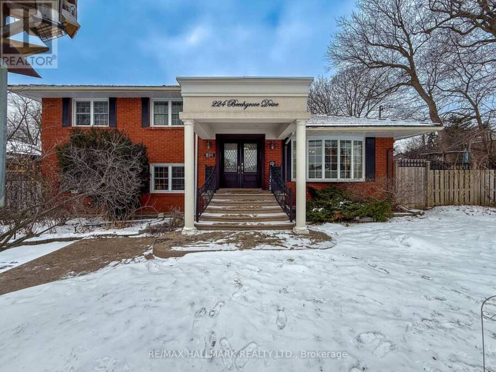 224 BEECHGROVE DRIVE, Toronto, Ontario M1E 3Z5