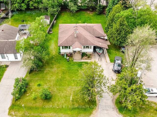 8 SUMMERSET PLACE Angus Ontario, L3W 0G4 - Multi-family Home For Sale