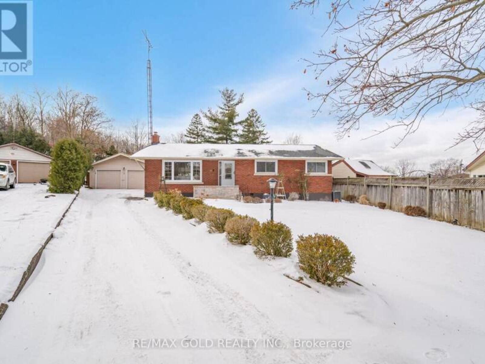 10 JAMAR CIRCLE, St. Catharines, Ontario L2T 2T6