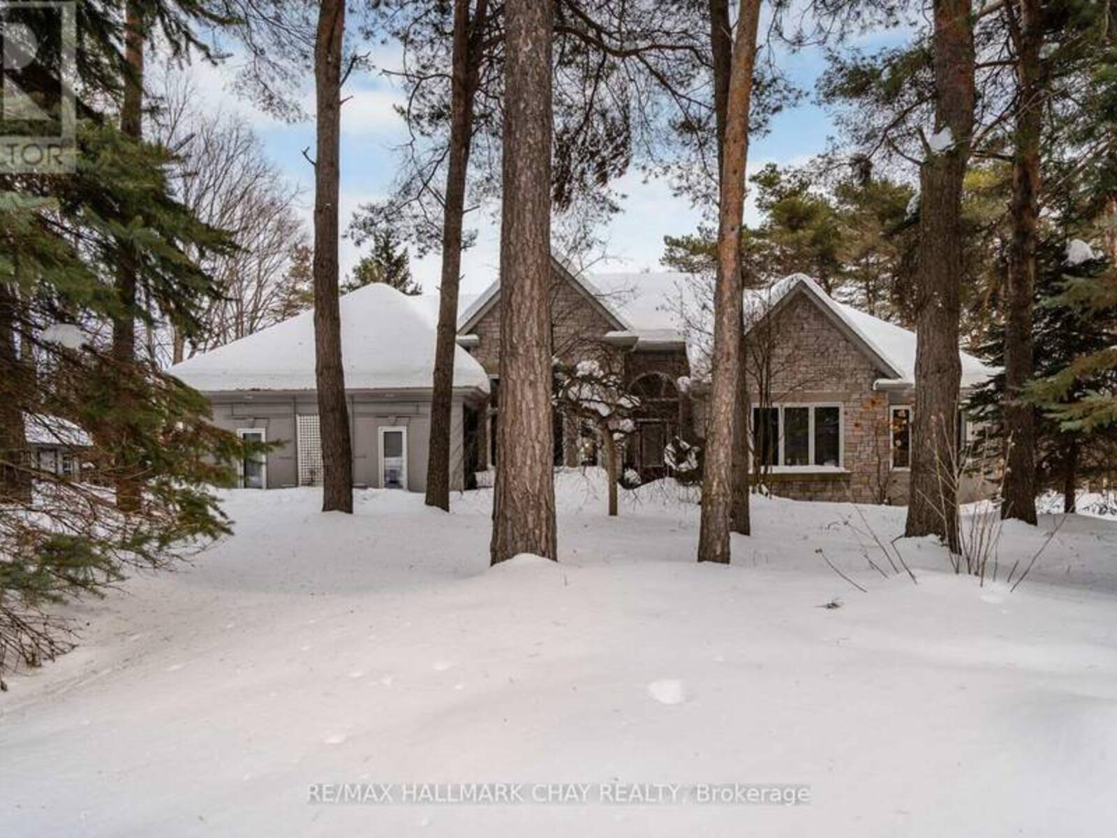 11 BUNKER PLACE, Oro-Medonte, Ontario L0L 2L0