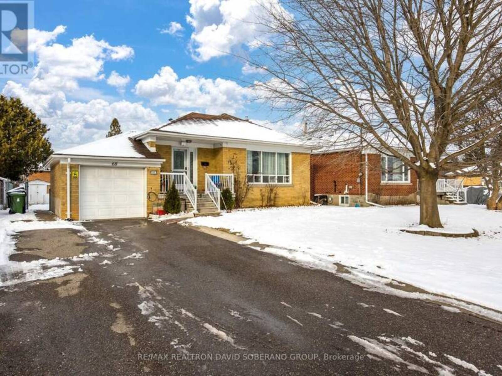 68 ACTON AVENUE, Toronto, Ontario M3H 4H1