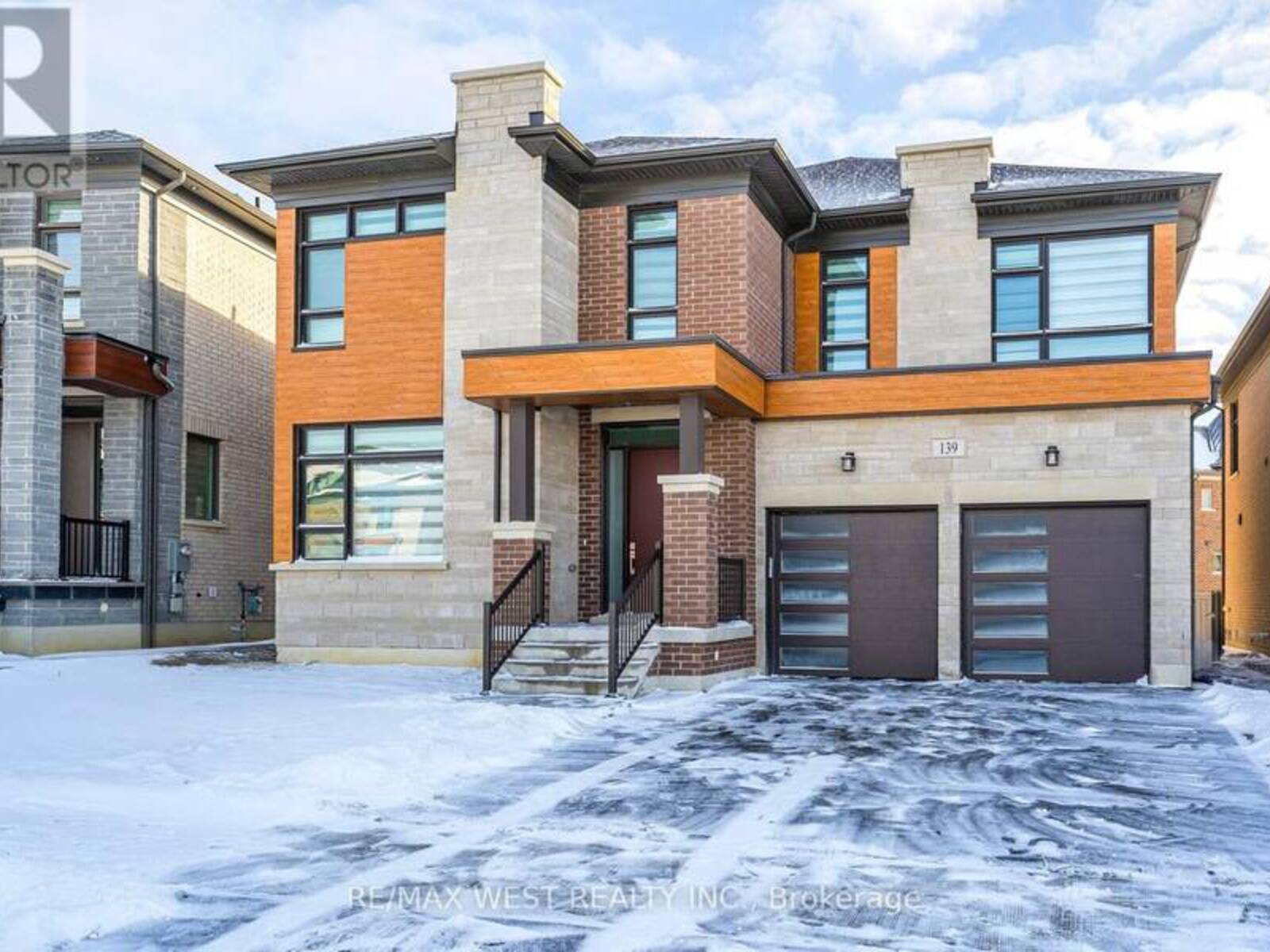 139 BALLANTYNE BOULEVARD, Vaughan, Ontario L3L 0E6