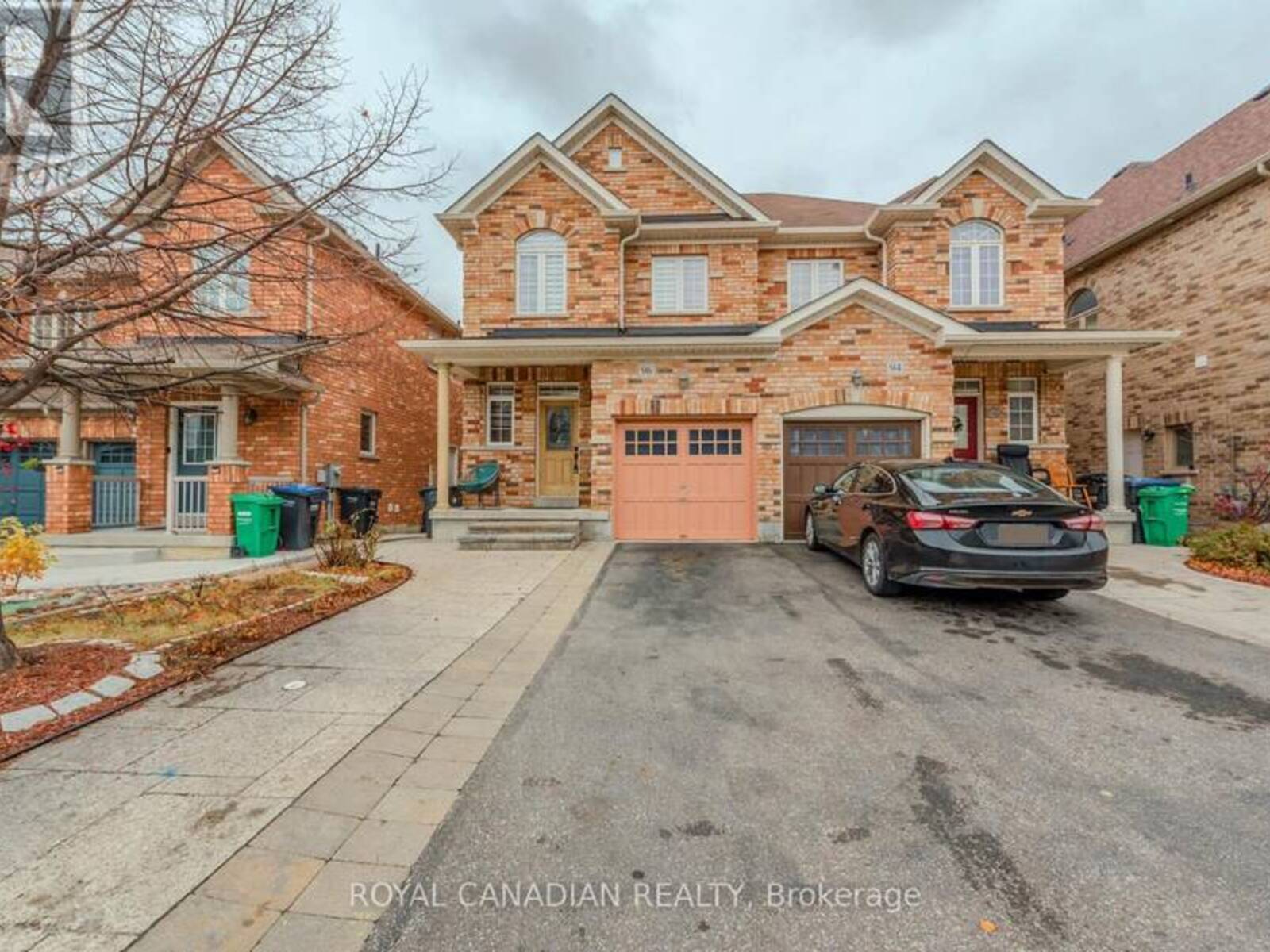 96 CLEARFIELD DRIVE, Brampton, Ontario L6P 3J4