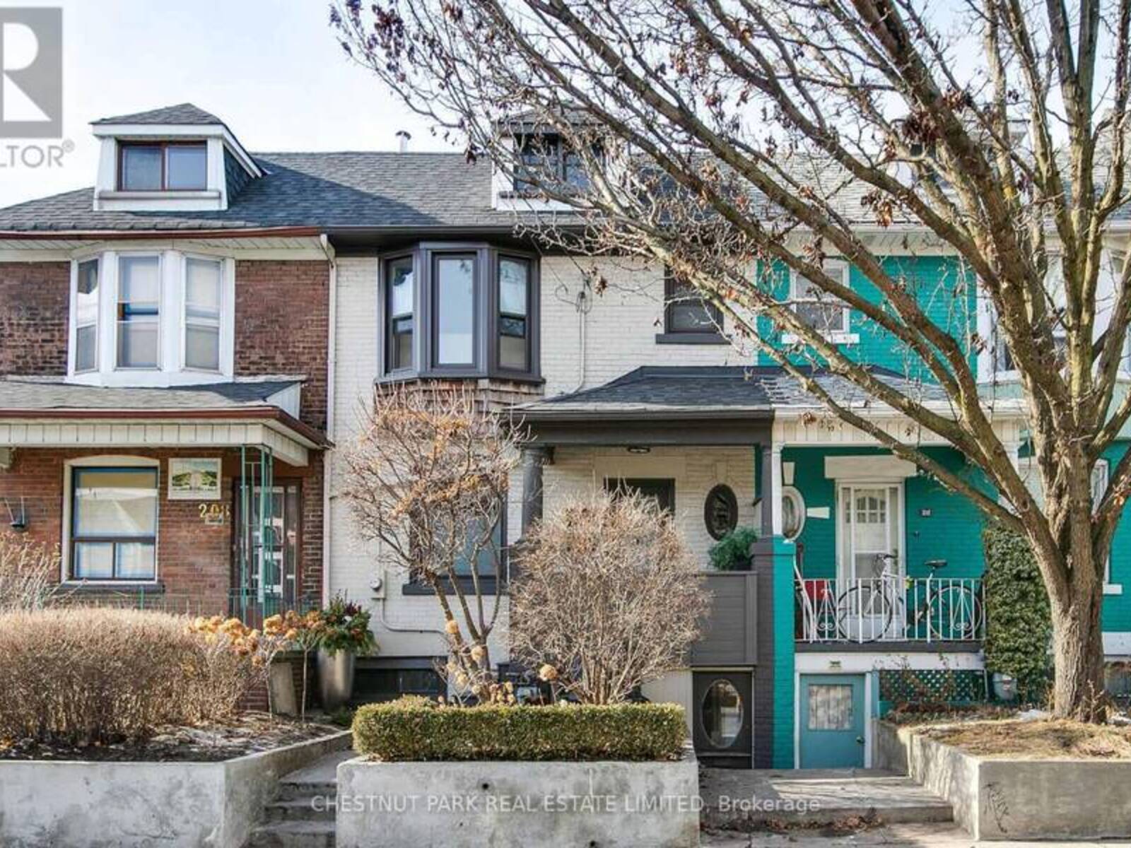 210 BROCK AVENUE, Toronto, Ontario M6K 2L9