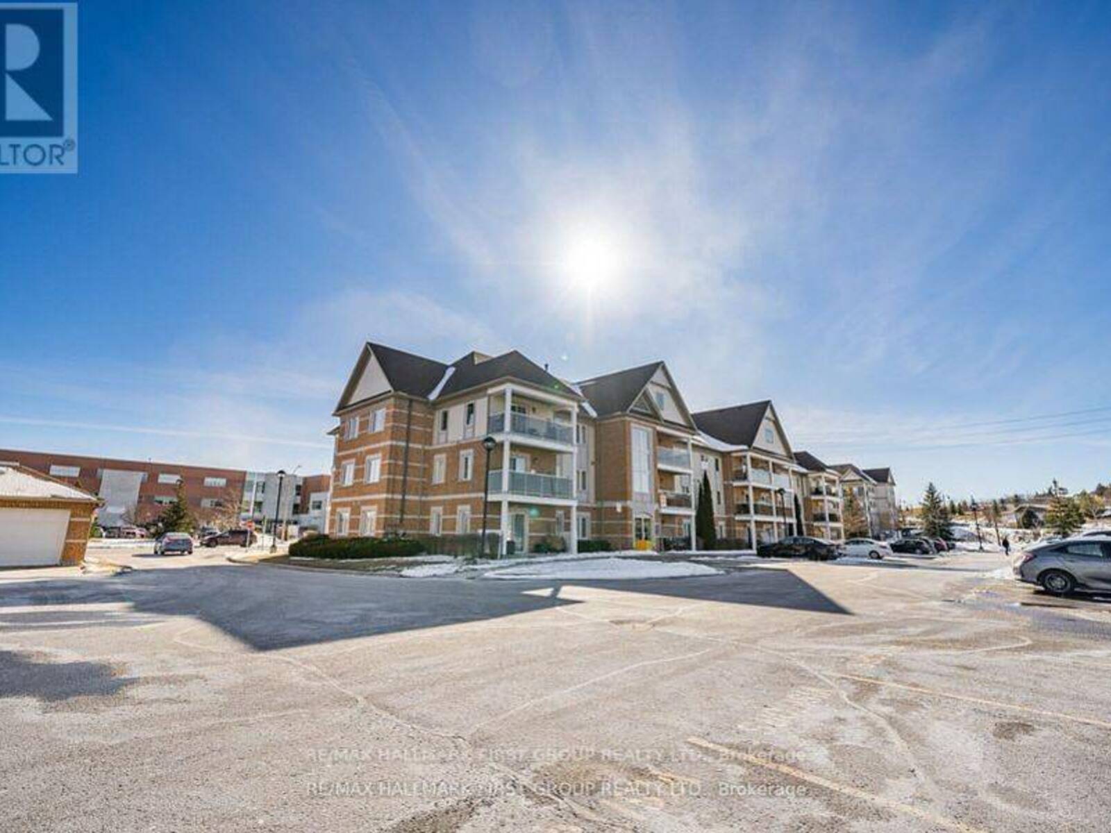 102 - 132 ASPEN SPRINGS DRIVE, Clarington, Ontario L1C 0H1