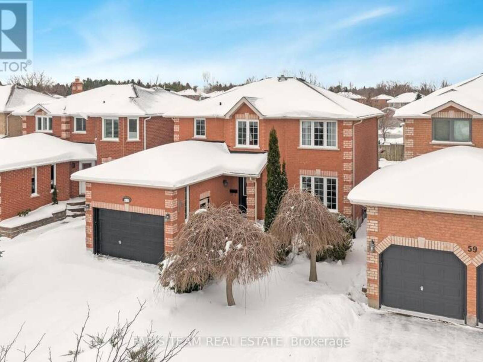 61 TAYLOR DRIVE, Barrie, Ontario L4N 8K5