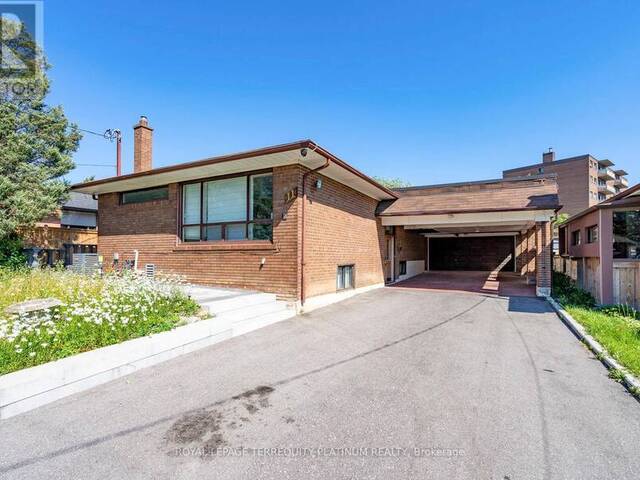 11 JACINTA DRIVE Toronto Ontario, M6L 1H6