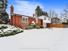 352 ELLERSLIE AVENUE Toronto Ontario, M2R 1B9