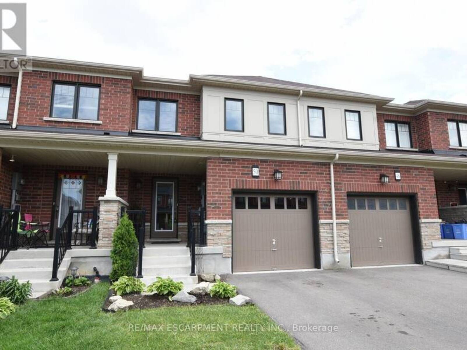 50 SHERWAY DRIVE, Hamilton, Ontario L9J 0J3