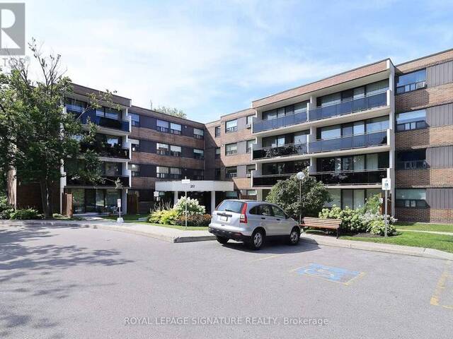 114 - 20 SUNRISE AVENUE Toronto Ontario, M4A 2R2