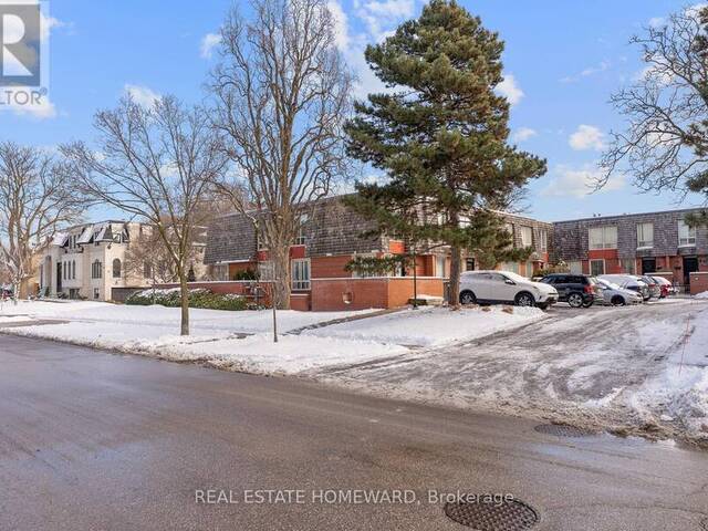 1 - 75 UPPER CANADA DRIVE Toronto Ontario, M2P 2A2