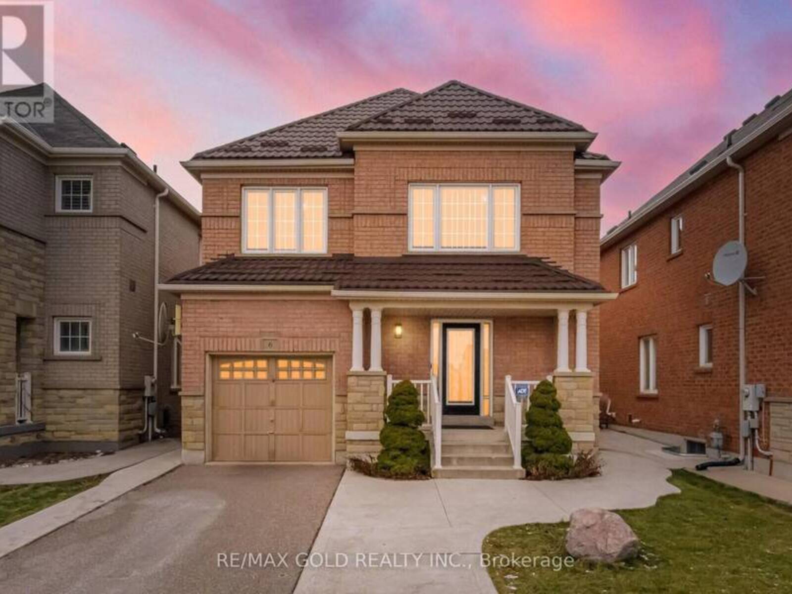 6 LIGHTCATCHER CIRCLE, Brampton, Ontario L6P 3P6