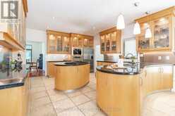 18 RED OAK CRESCENT | Oro-Medonte Ontario | Slide Image Eight