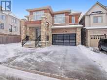 4 GOLDENEYE DRIVE | East Gwillimbury Ontario | Slide Image One