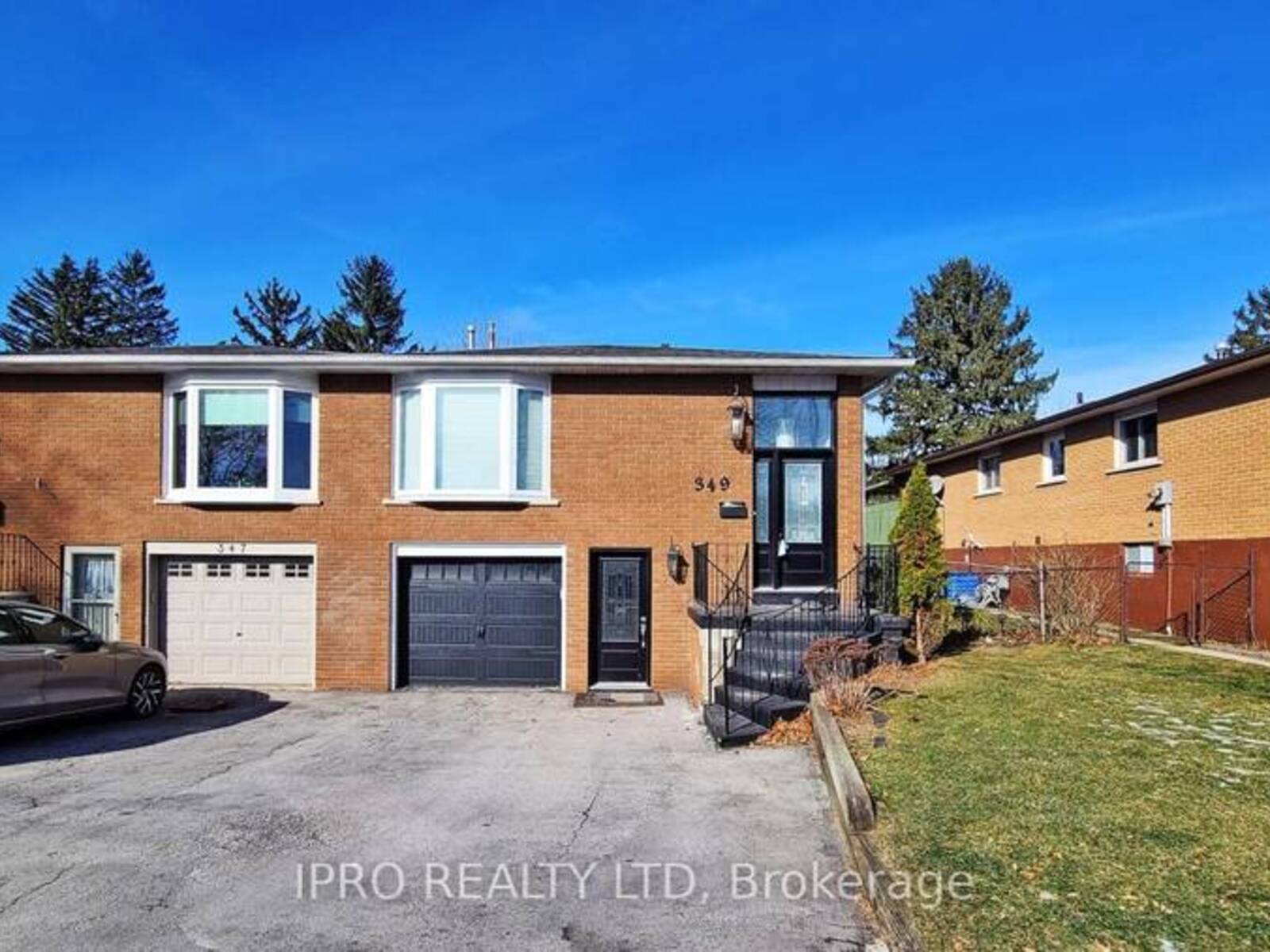 349 ENFIELD ROAD, Burlington, Ontario L7T 4E7