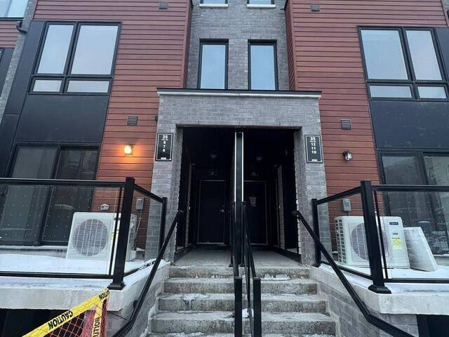 7 - 35 PRIYA LANE Toronto Ontario, M1B 0E8