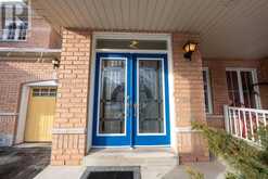 98 LEBOVIC DRIVE | Richmond Hill Ontario | Slide Image One