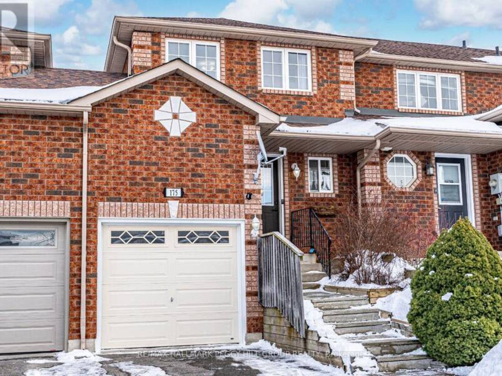 175 COURTNEY CRESCENT, Barrie, Ontario L4N 5T1