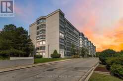 209 - 521 RIVERSIDE DRIVE | London Ontario | Slide Image One