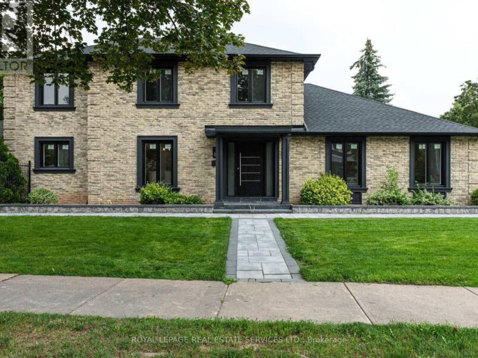 2535 ROBIN DRIVE, Mississauga, Ontario L5K 2G2