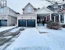 4 CASTLEGLEN BOULEVARD | Markham Ontario | Slide Image One