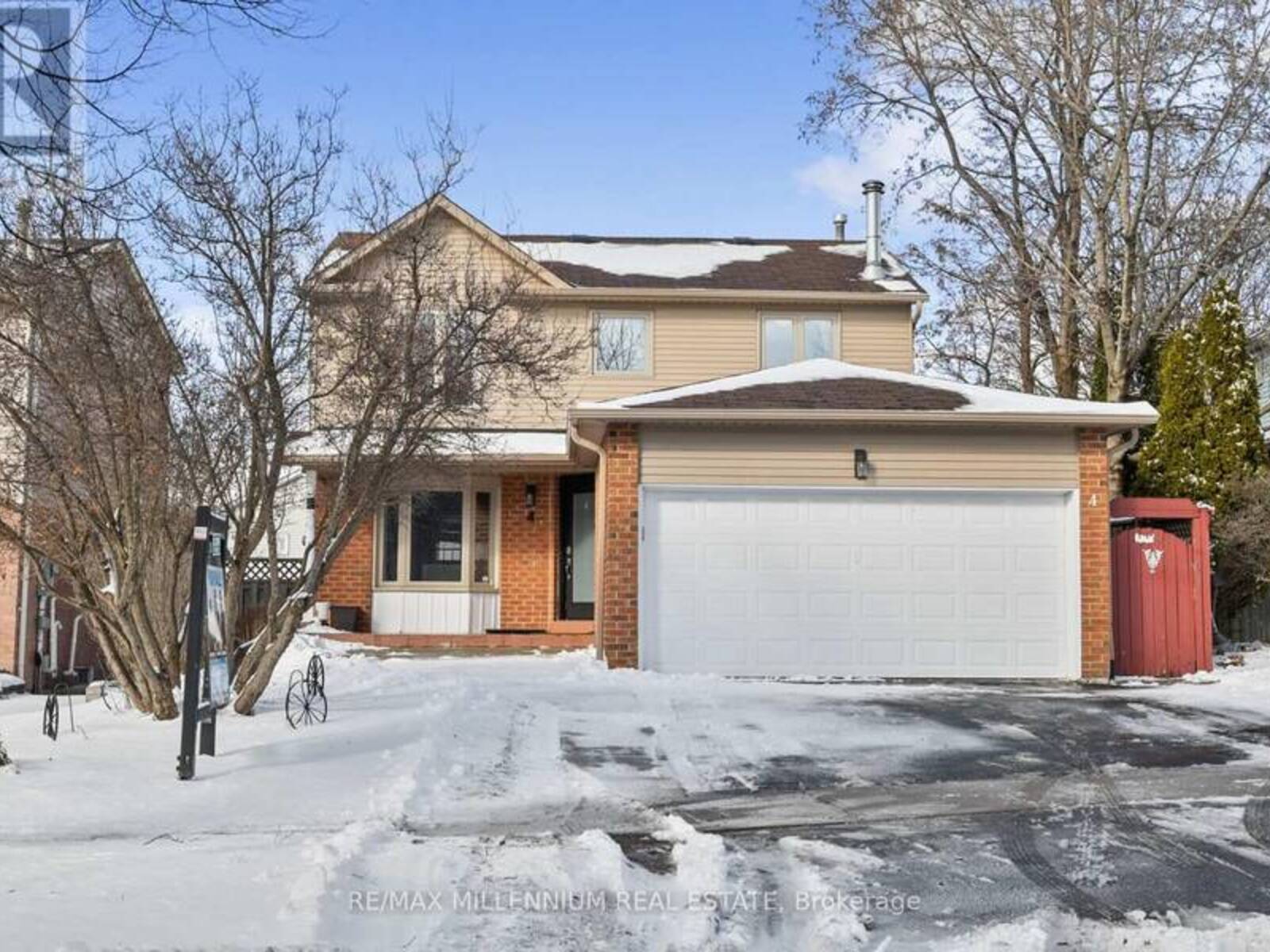 4 PEMBRY DRIVE, Ajax, Ontario L1S 6R5