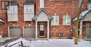 11 - 15 OLD COLONY ROAD | Richmond Hill Ontario | Slide Image One