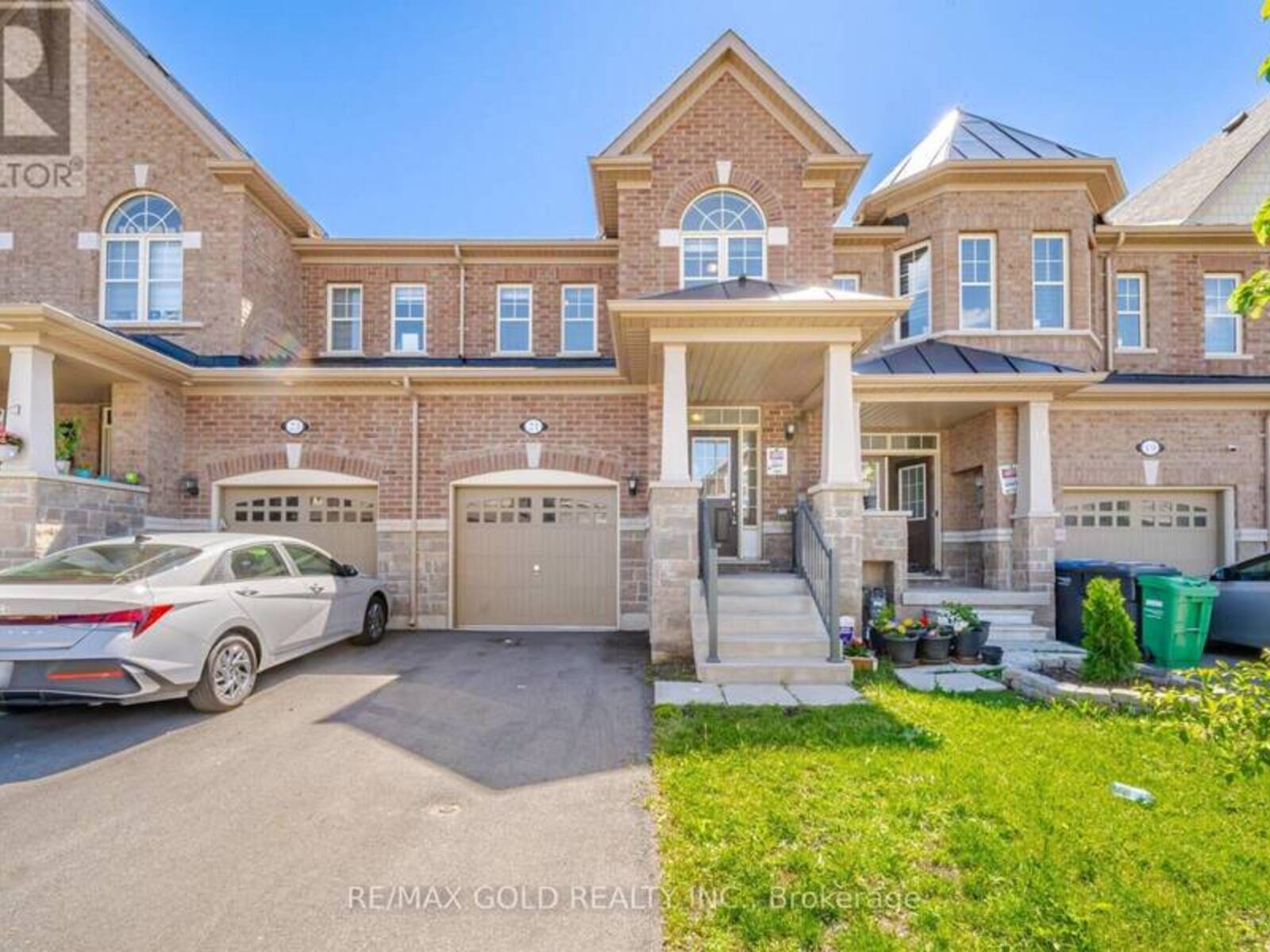 21 PEARMAN CRESCENT, Brampton, Ontario L7A 4Y8