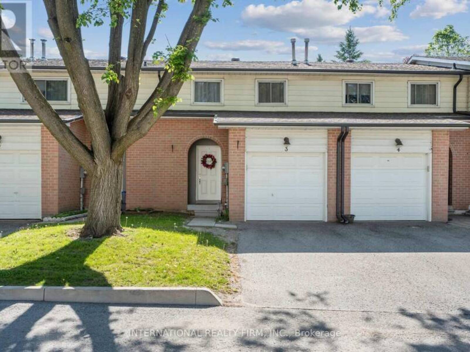 3 - 2 BERNICK DRIVE, Barrie, Ontario L4M 5K4