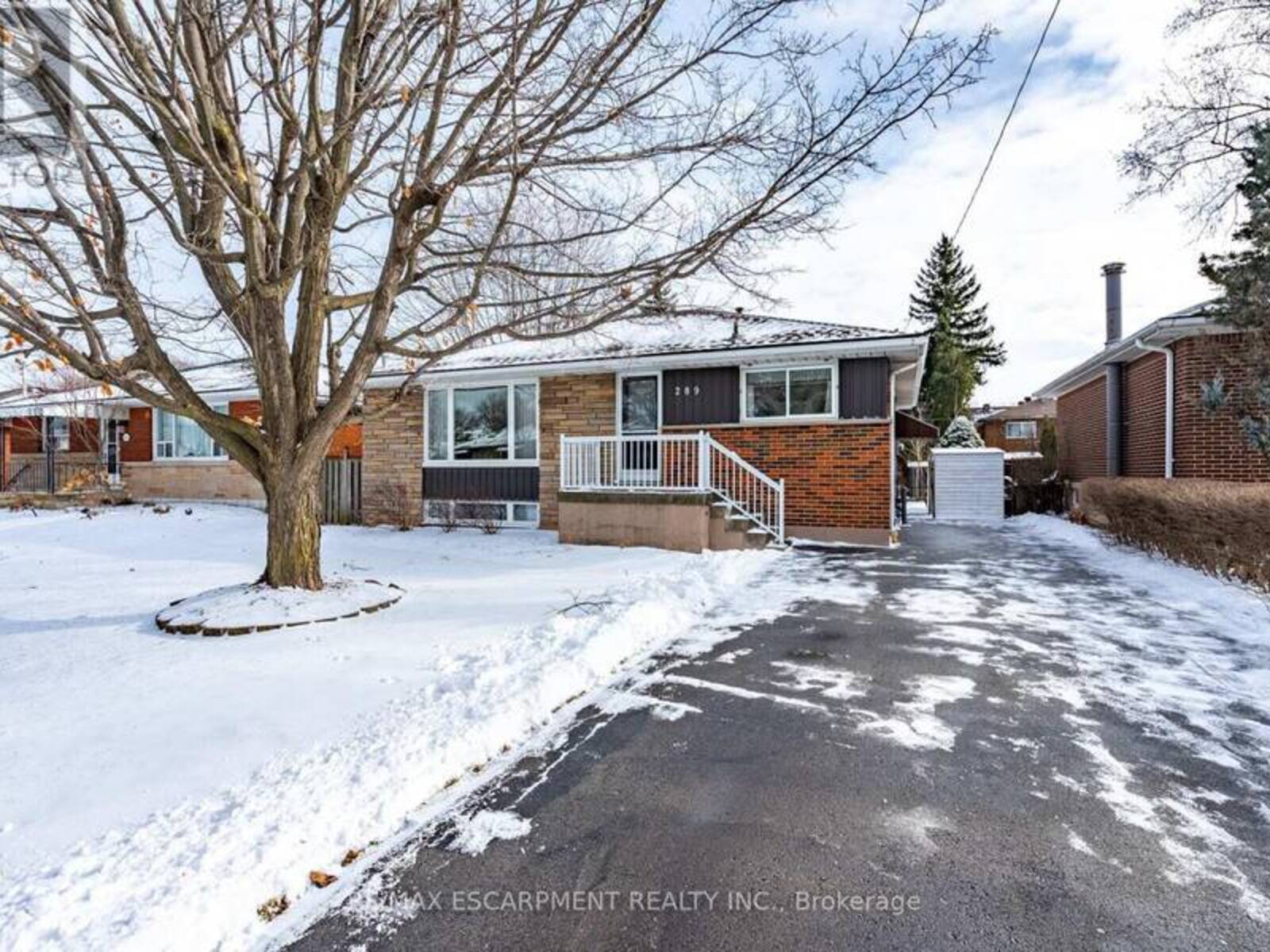 289 UPPER PARADISE ROAD, Hamilton, Ontario L9C 5C5